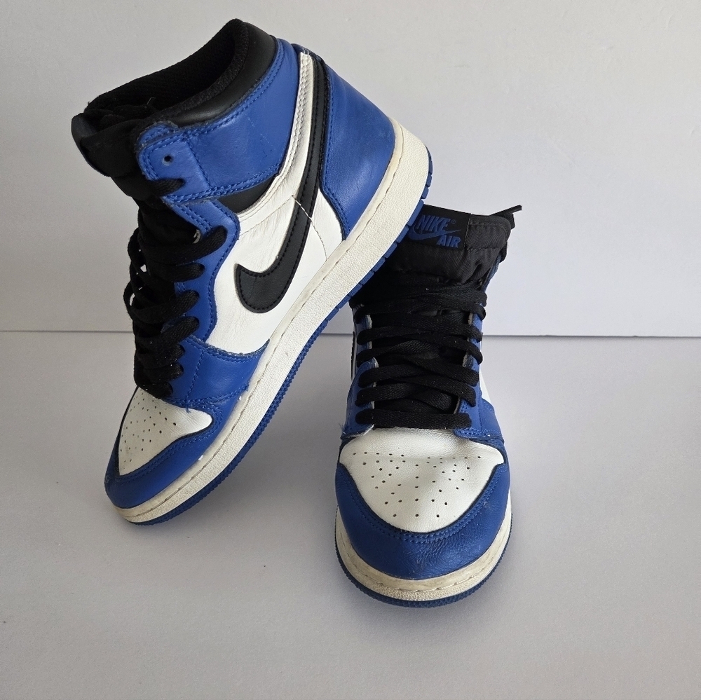 Nike Air Jordan 1 High-Top Sneakers in Blue and White Sz.5,5 Y - Picture 5 of 11
